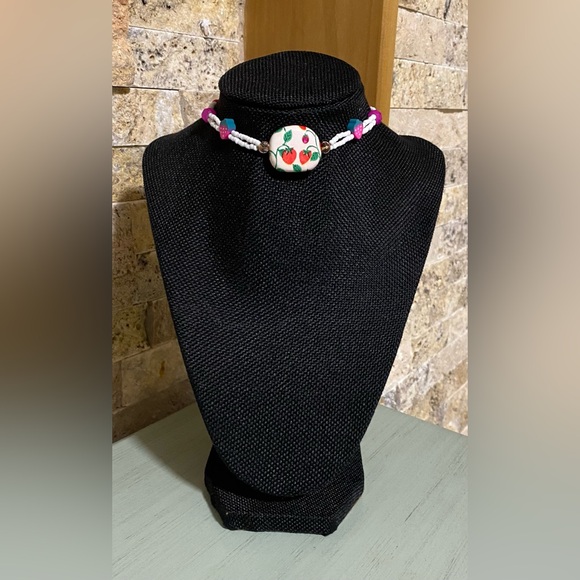 🍓🎀Cottagecore Pastel Strawberry Choker - Picture 2 of 3